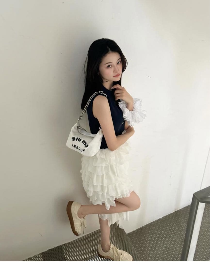 Bibiy. COLENNE SKIRT WHITE スカート　フリル