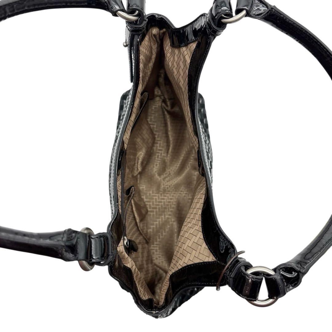 未使用品◎ コールハーン A4可 肩かけ可 トートバッグ 編み込みデザイン 黒