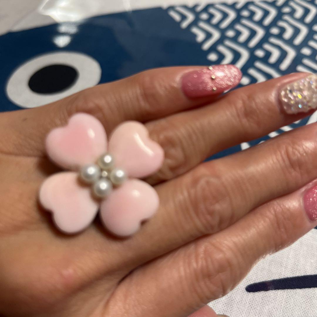 ふとふん　コンクシェルで出来た桜のリング