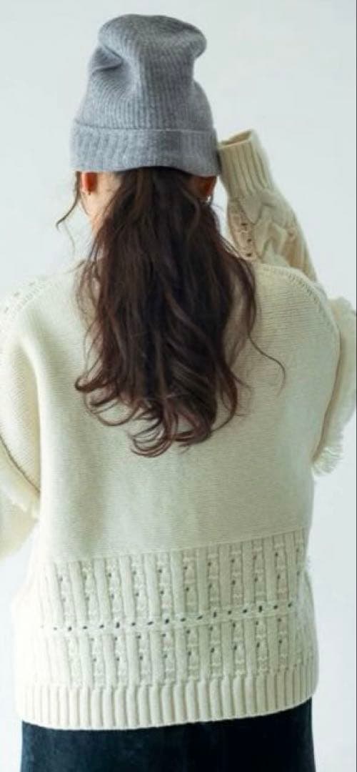 HUG O WäR CLOTH& CROSS ケーブルアイレットフリンジセーター