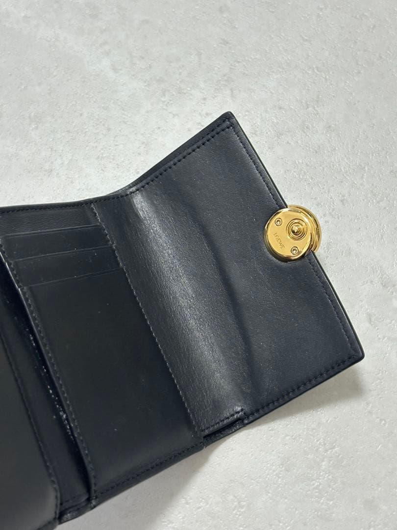 LOEWE 三つ折り財布　ぺブル バーティカル ウォレット スモール