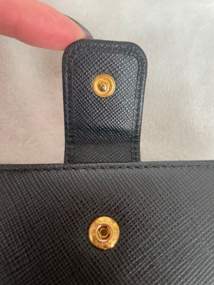 PRADA サフィアーノレザー 二つ折り財布 マルチ ピンク