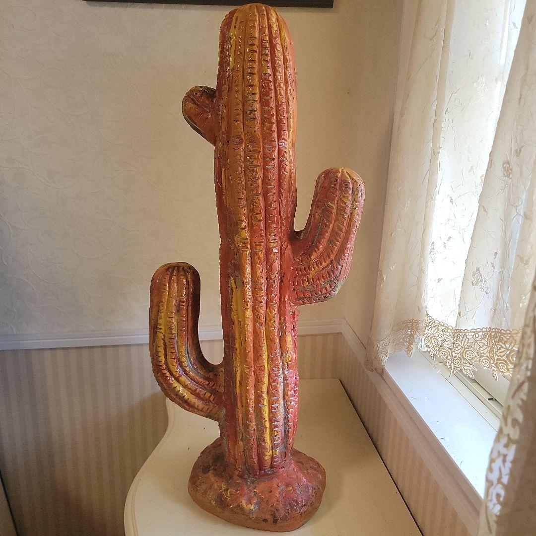 大型サボテンの置物　80cm弱　オブジェ　ガーデンor店舗等　セラミック陶器？製