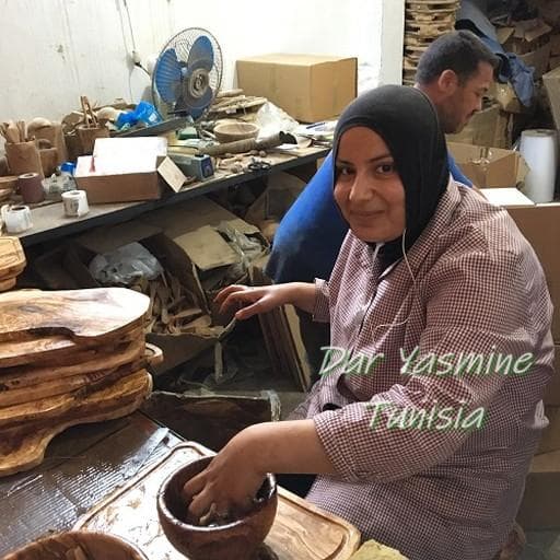 オリーブの木　カッティングボード　持ち手ありフリー　時々個性あり　約36cm