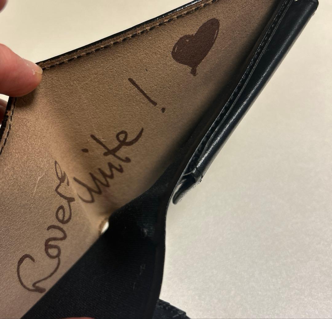 希少！Vivienne Westwood 二つ折り財布　オーブ型押し