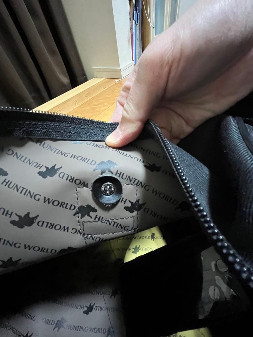 【純正ショルダーストラップ付き】ハンティングワールド ボストンバッグ 黒