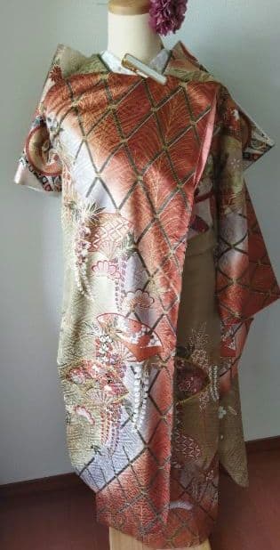 ころ様　419.普通〜ゆったり振袖7点セット 　正絹フルセット成人式　やまと