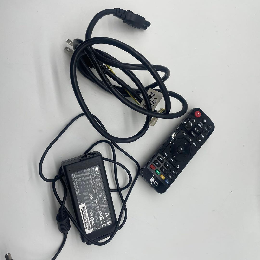 【中古美品】LG 短焦点プロジェクター PH450UG-GL