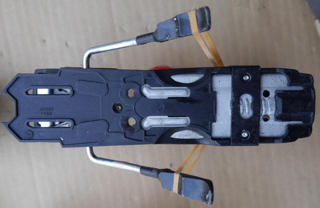 マーカースキービンディング選手用 　　コンプ２０（中古）