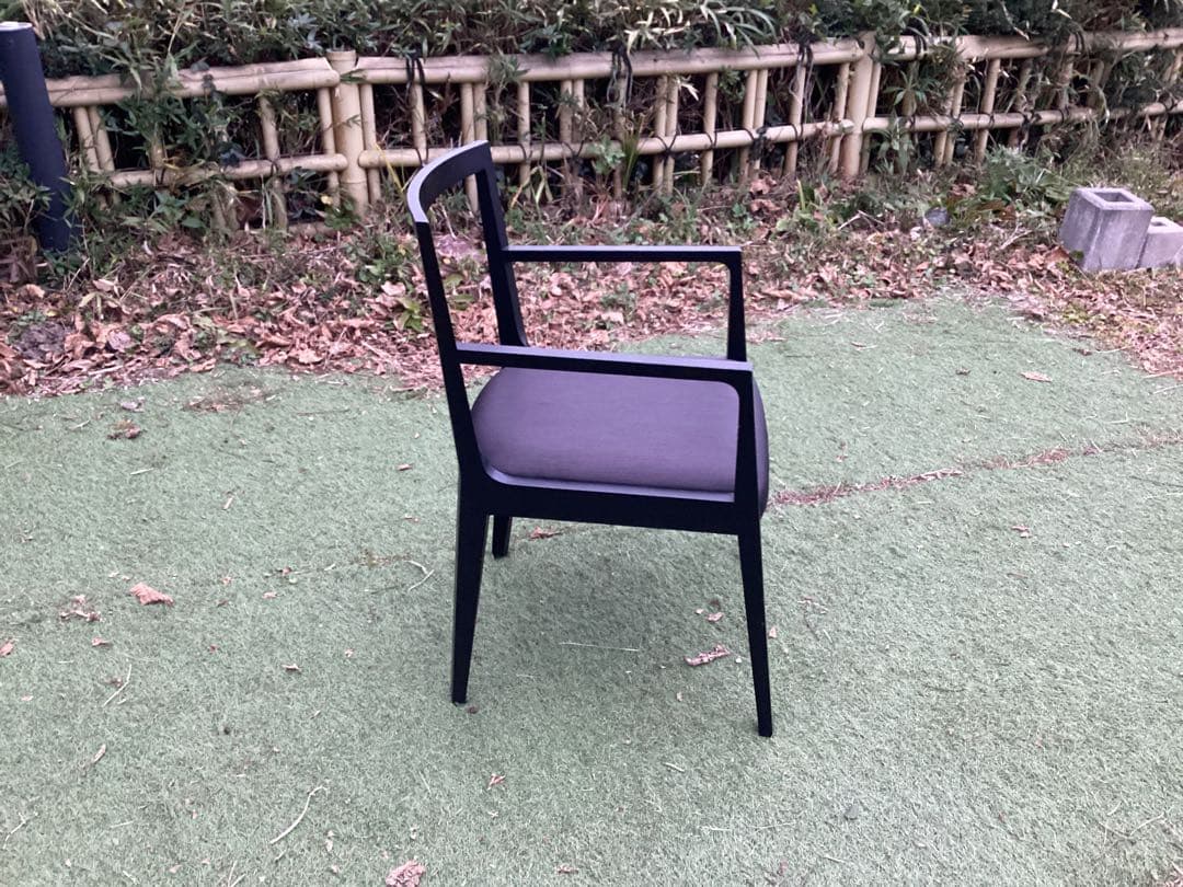 カッシーナ　イクスシー　アームチェア　ダイニングチェア　椅子