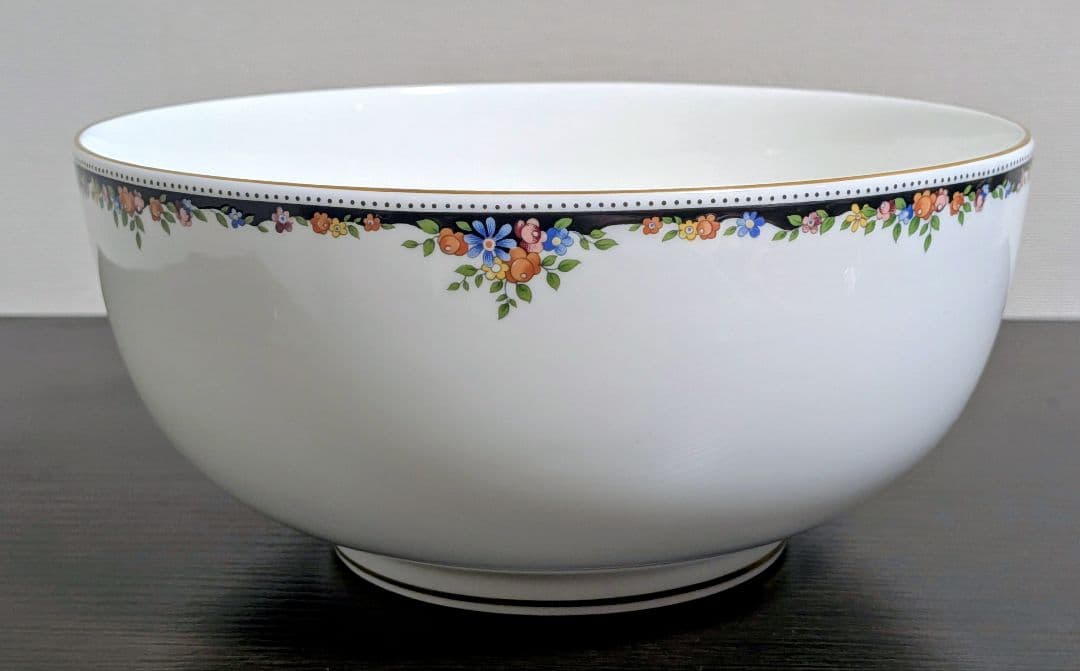 ウェッジウッド　オズボーン　サラダボウル　直径20cm　新品未使用