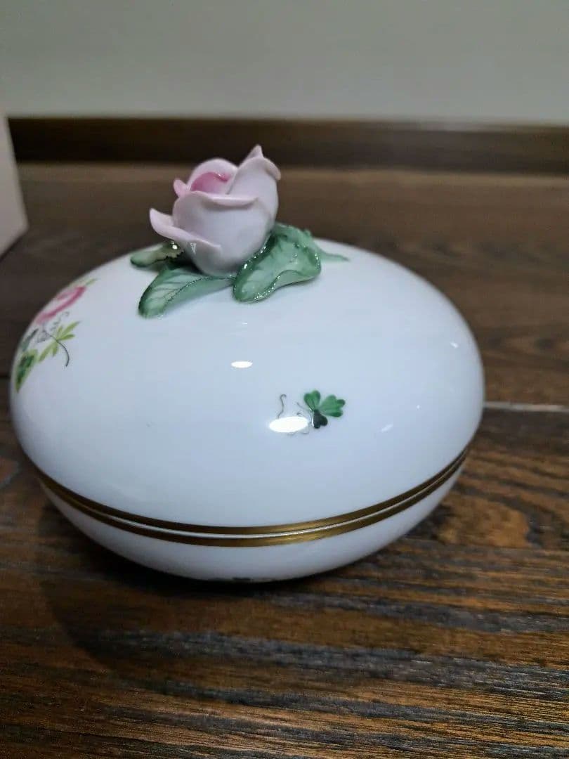 新品ヘレンド150周年記念　Vieille Rose D'Habsbourg希少