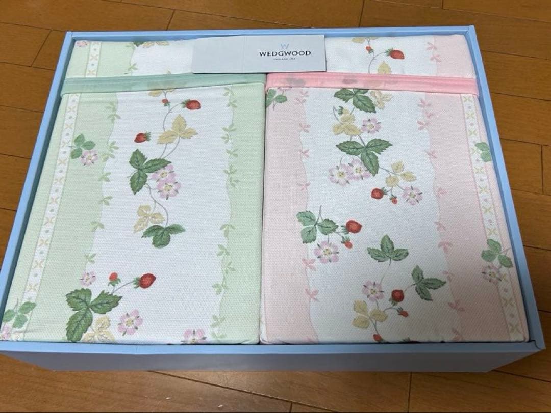 ウェッジウッド 綿毛布セット 140cm x 200cm