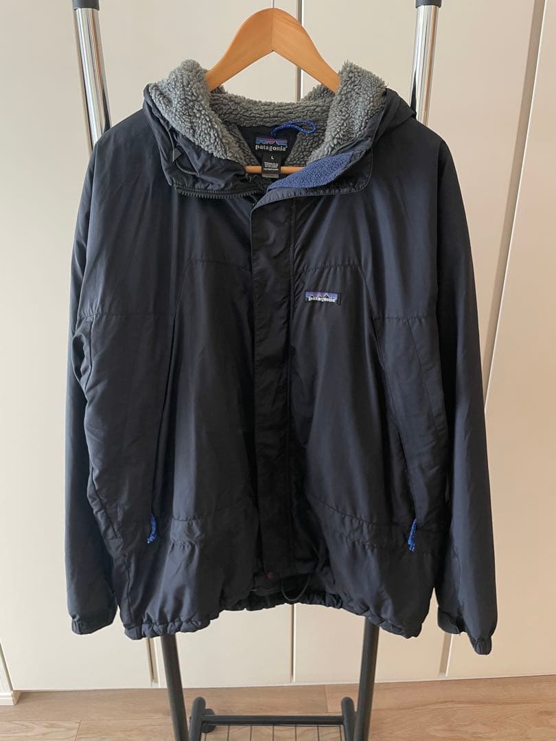 patagonia パタゴニアインファーノジャケット　マウンテンパーカーブラック