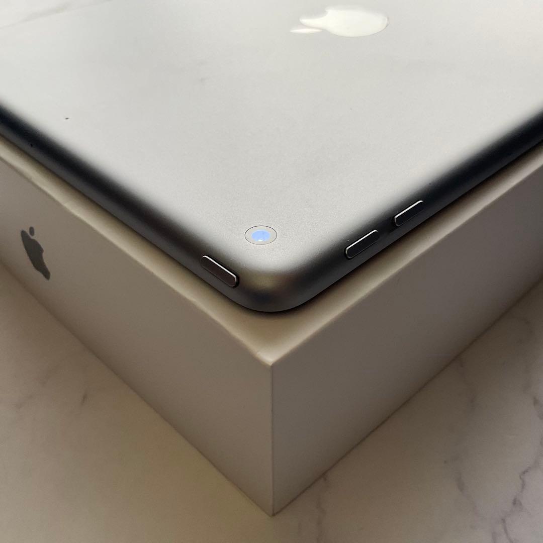 【超美品】Apple iPad 第6世代 Wi-Fi 128GB