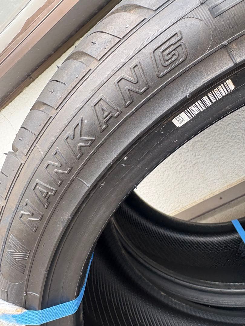 【新品・送料無料】 235/40r18 NANKANG ナンカン NS-2 2本
