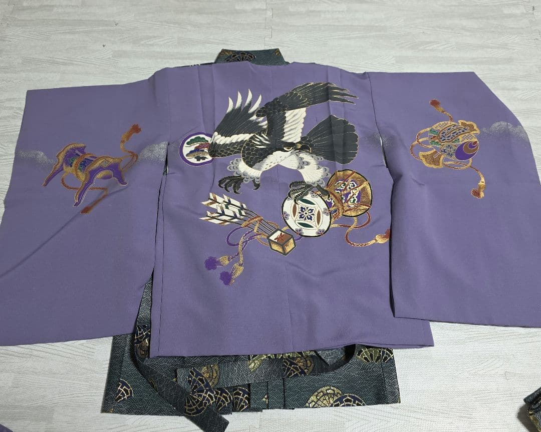 七五三 和装 着物　羽織袴5歳　男の子　鷹柄　美品！