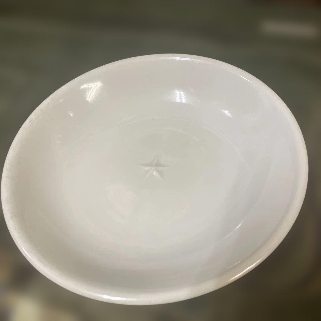 旧日本軍白皿　日本軍の星マーク付き ミリタリー　マニア　アンティーク軍隊皿