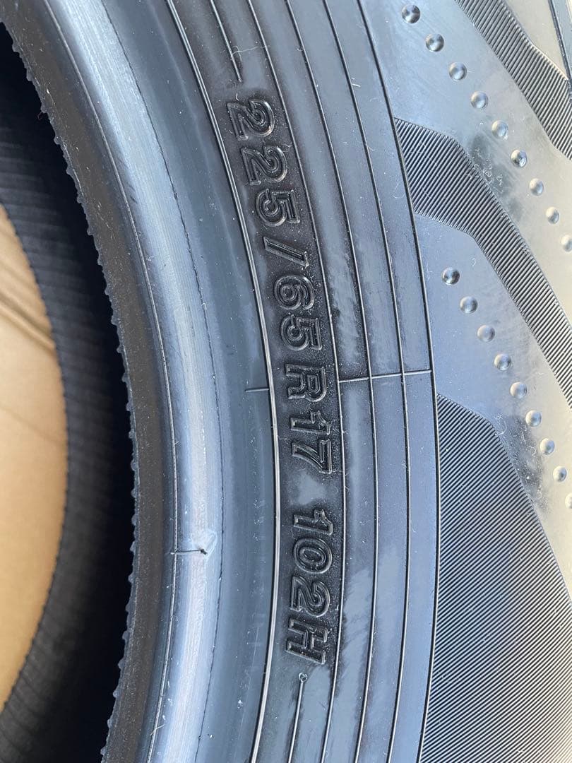 アルファード　40系　純正タイヤ　225/65R17 ヨコハマ