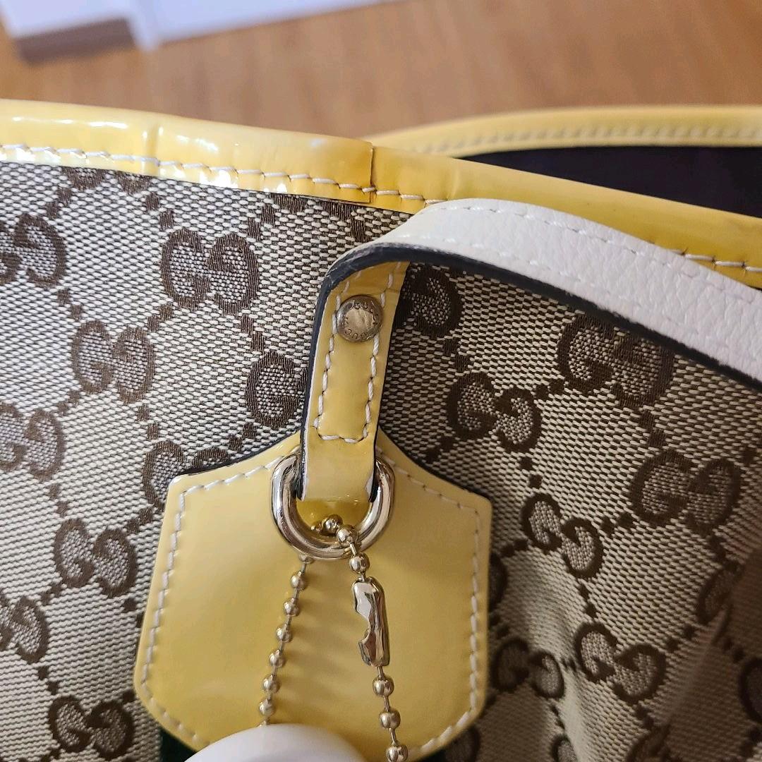 美品☆グッチ トートバッグ ベージュ キャンバス シェリーライン GG柄