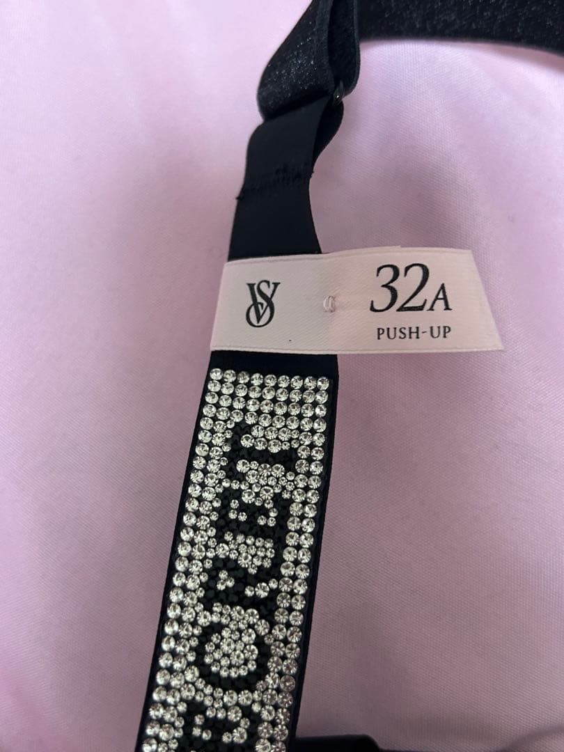 Victoria's Secret プッシュアップブラ 32A ブラック