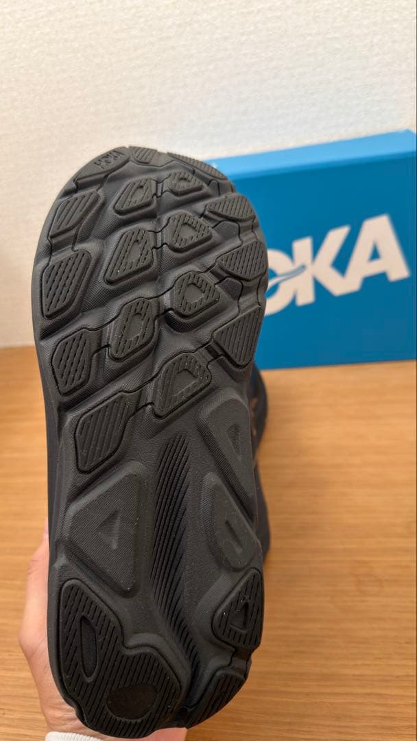 しー【新品】HOKA U CLIFTON ONE9 28.5