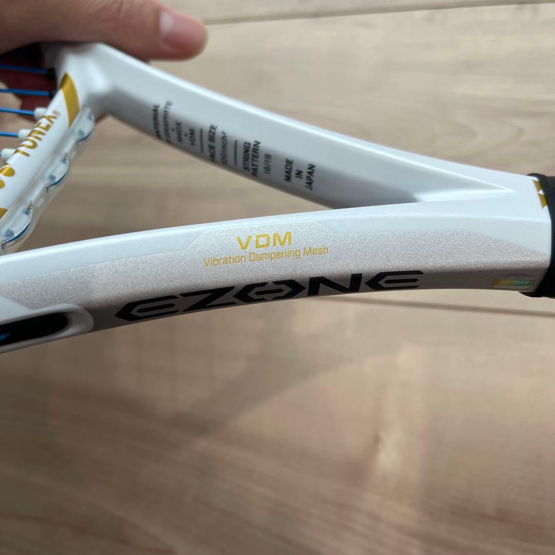 希少カラー YONEX E ZONE100 L テニスラケット グリップサイズ2