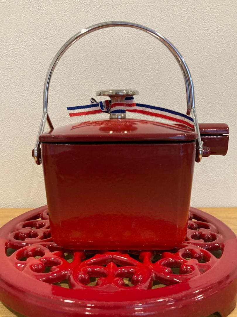 staub スクエアティーポット　ピメント　teapot ケトル　トリベット付き