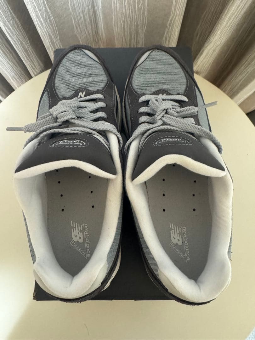 靴 New Balance 2002RFB