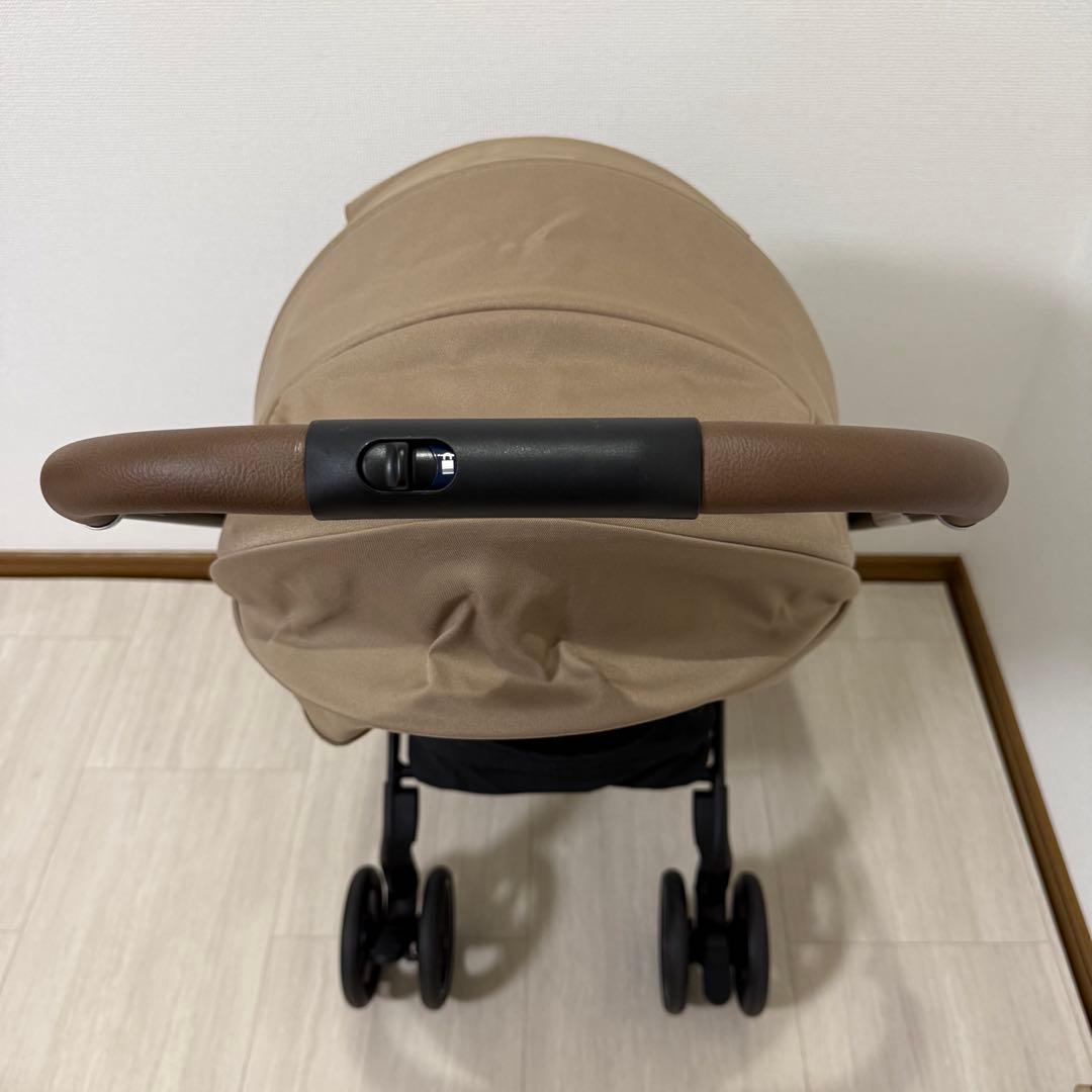 【極美品】Aprica ラクーナクッションフリーAE 2025年モデル