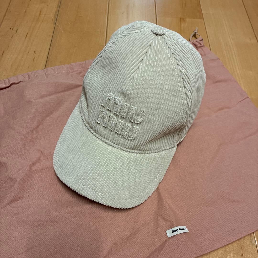 miu miu コーデュロイキャップ Mサイズ