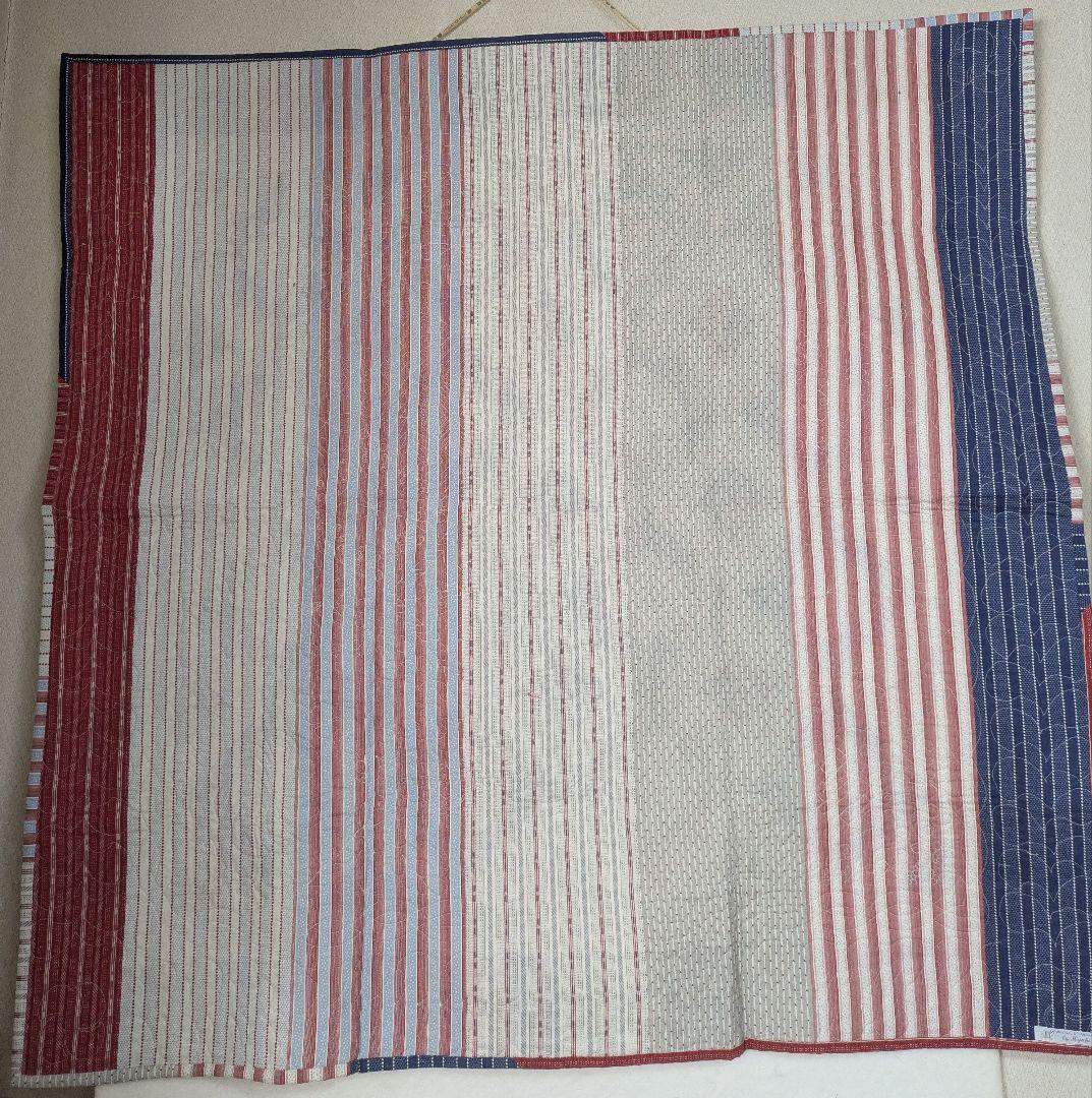 アメリカンカントリー ミシンキルト 110x110センチ