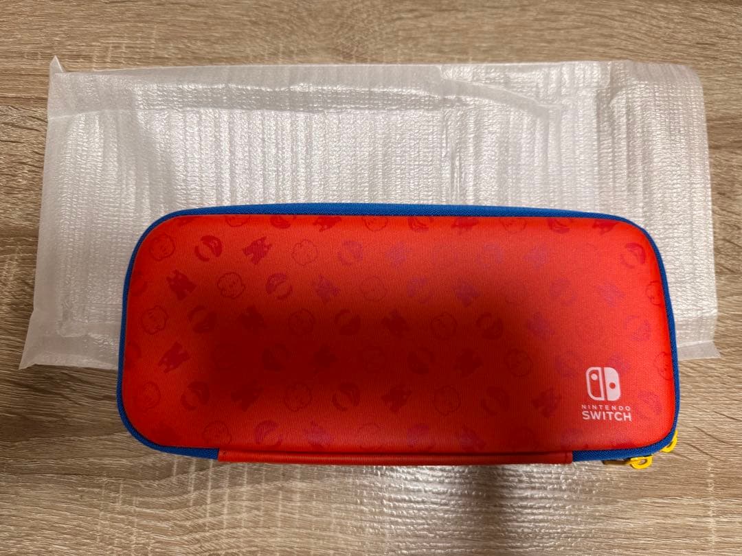 Nintendo Switch レッド 本体 + キャリングケース