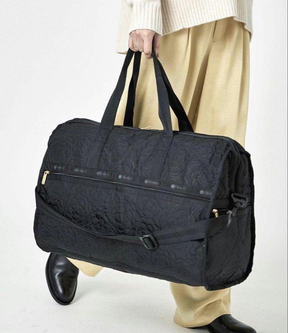 LeSportsac ボストンバッグ ブラック　パフィーブロッサムズ　黒　花柄