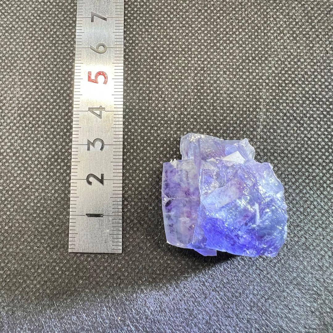 ヤオガンシャン産　パープルゾーニング　ブルーウィンドウ　フローライト