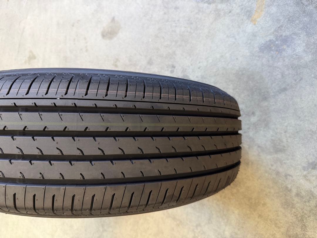 アルファード　新車装着　ノーマルタイヤ　4本セット225/60R18