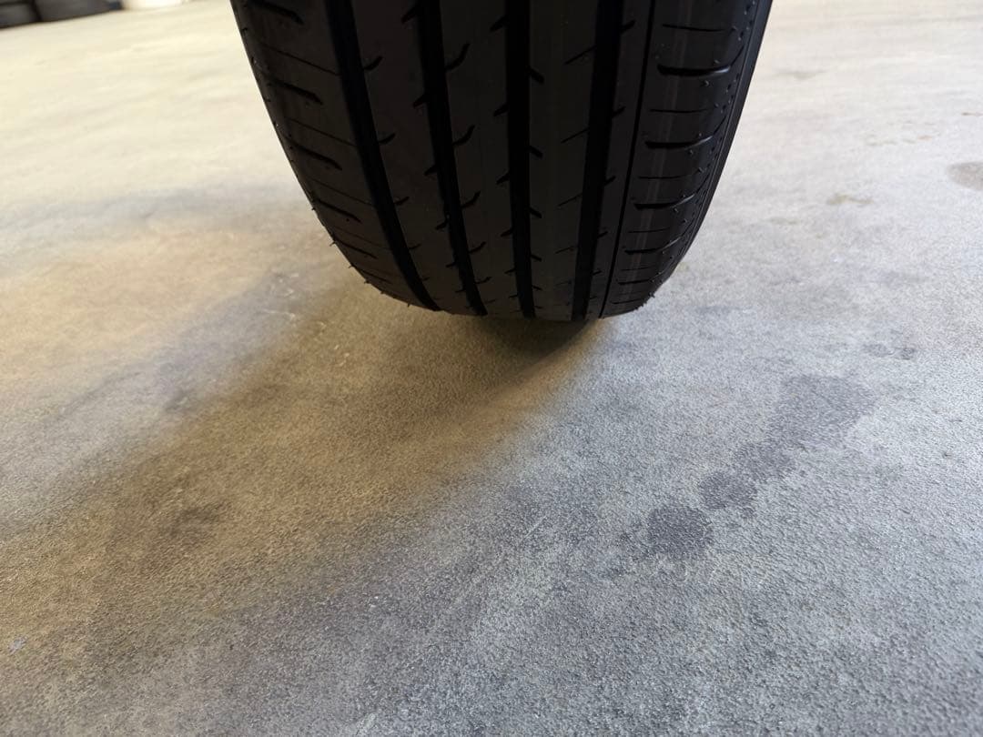 アルファード　新車装着　ノーマルタイヤ　4本セット225/60R18