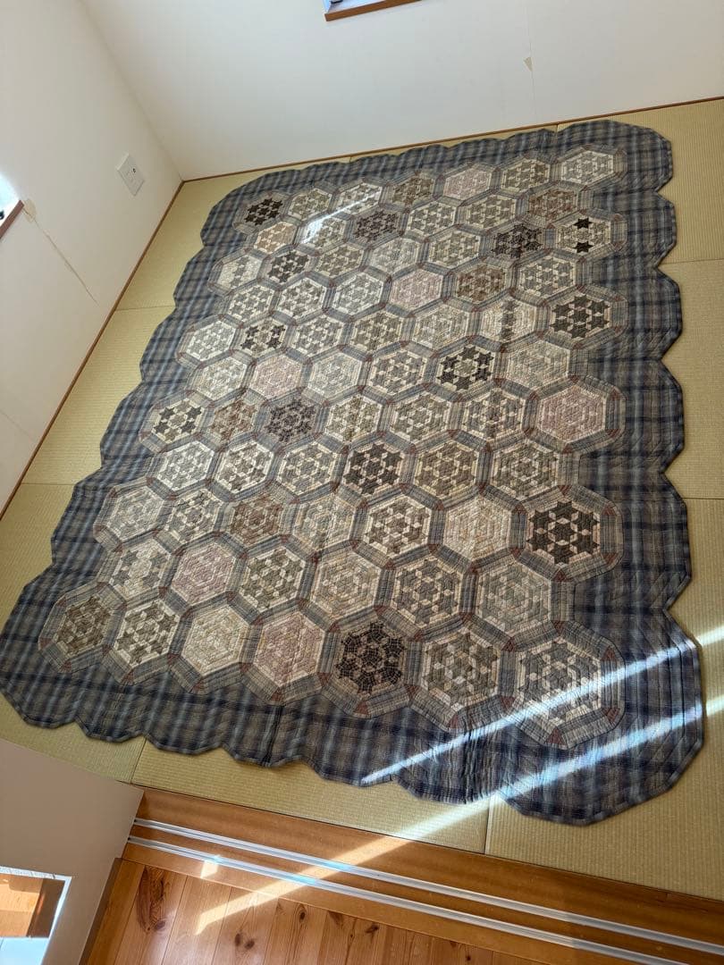 ハンドメイド　パッチワークキルト