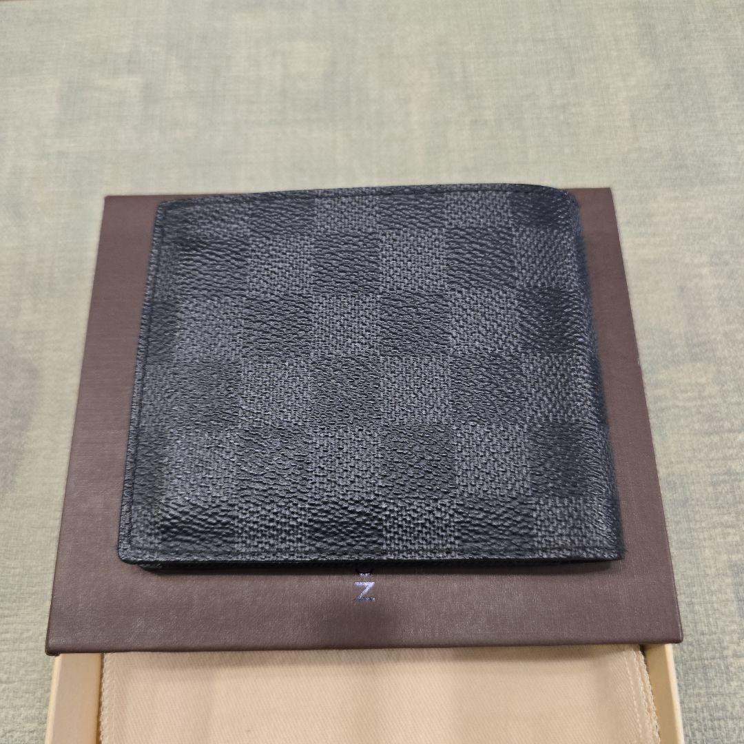 ルイヴィトン ダミエ グラフィット ポルトフォイユ・マルコ