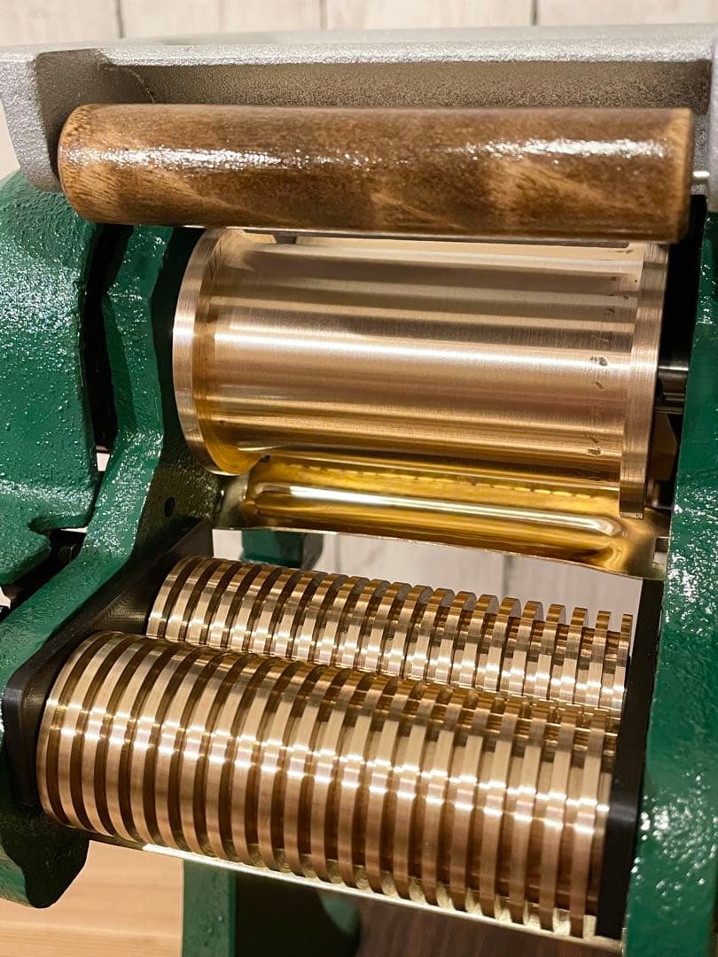 小野式製麺機　両刃　【2507-07】　説明書コピー有り　冷たい麺にも◎