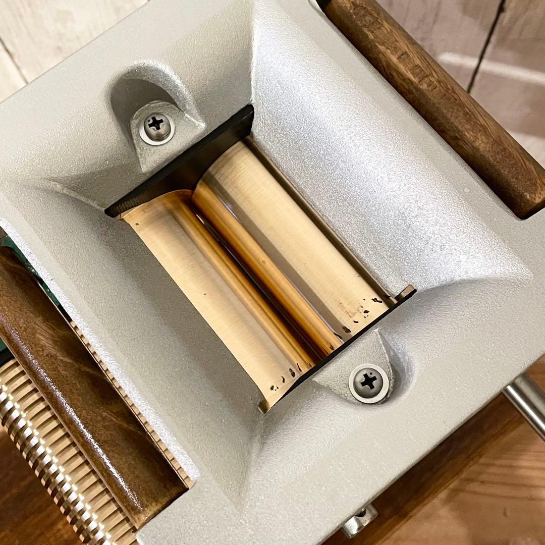 小野式製麺機　両刃　【2507-07】　説明書コピー有り　冷たい麺にも◎