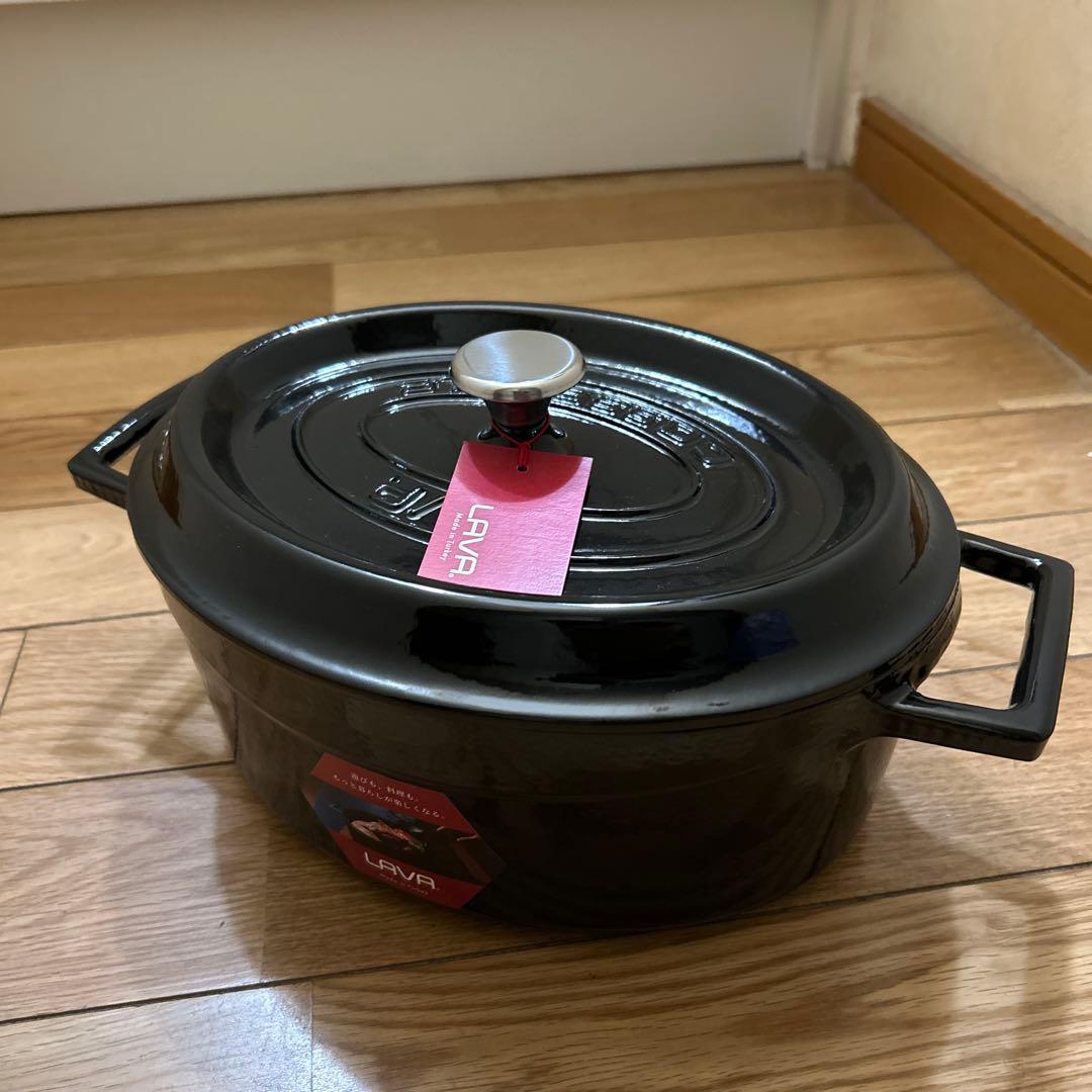 新品！LAVA オーバルキャセロール 25cm Shiny Black
