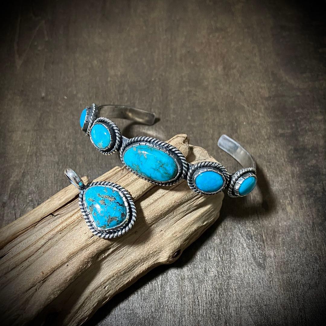 ttt様 オーダー品　モレンシ　ナチュラル　ターコイズ　シルバー　バングル