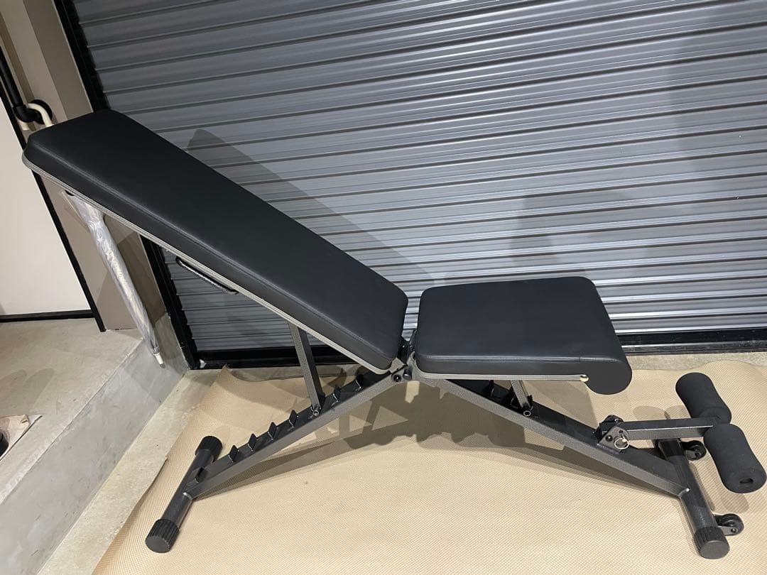 早いもの勝ち！ トレーニングベンチ 4WAY 調整可能 500kg