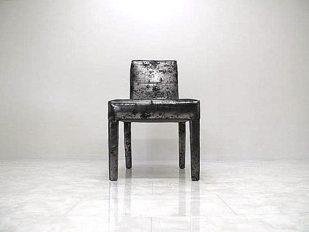 トーヨーキッチンスタイル 銀嶺チェア 約29万　　本革チェア　ダイニングチェア