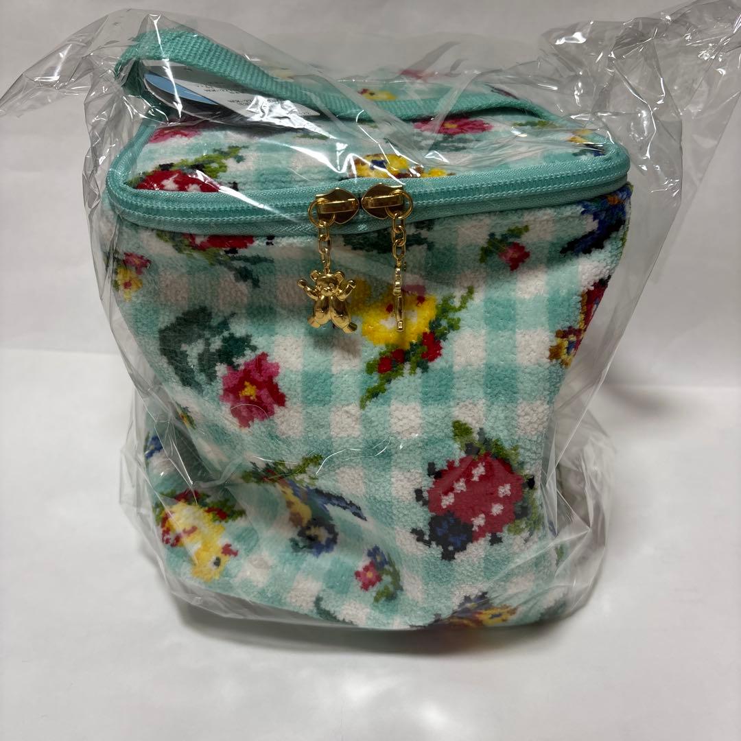 新品　未開封　フェイラー　ハイジ　３段ランチボックス　と　ポーチ　セット
