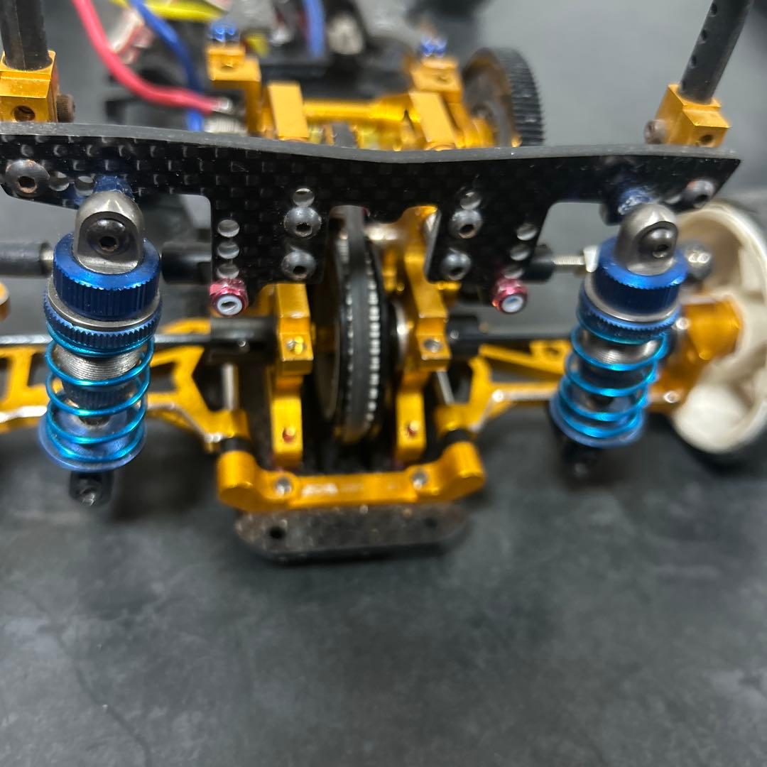 ラジドリ　TA-05 VDF　ゴールド　魔改造シャーシ　2駆　ＲＷＤ化