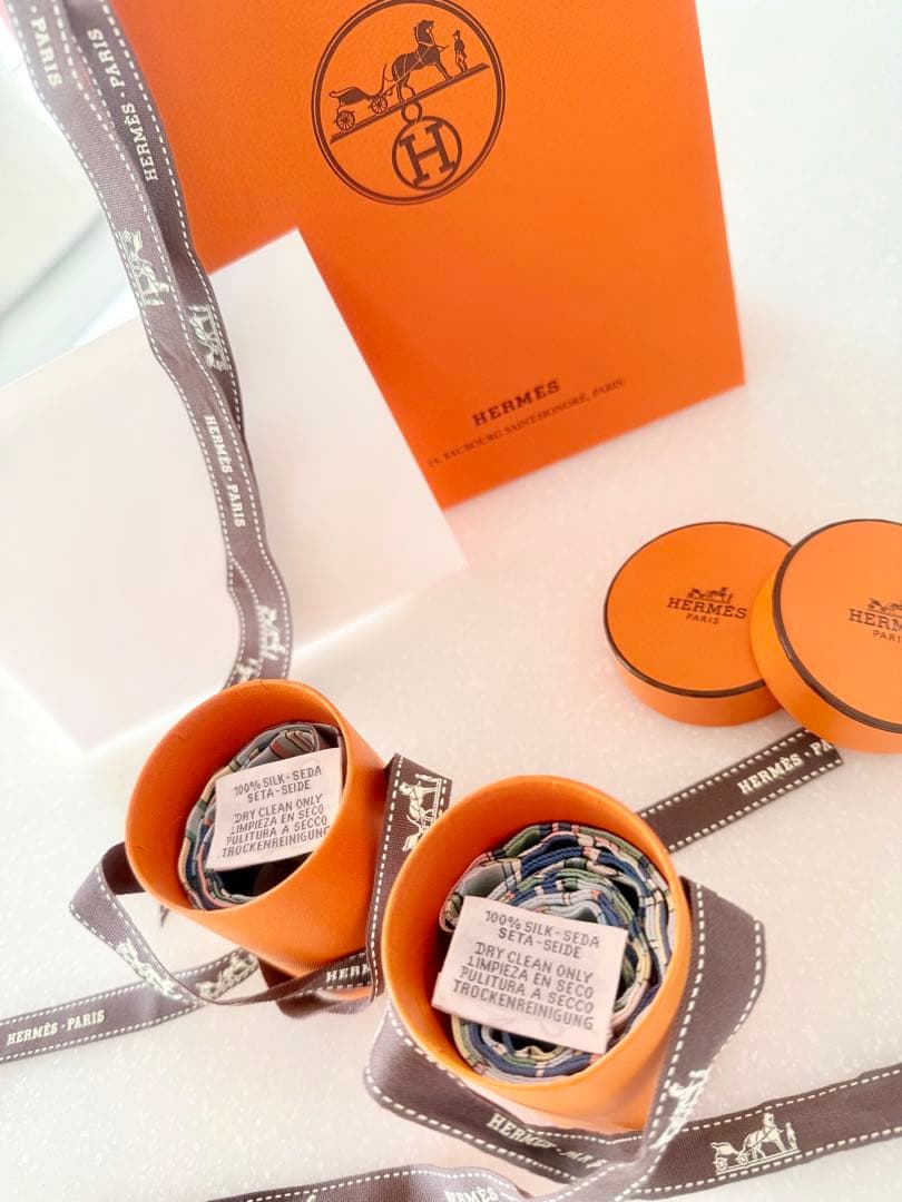 Black Friday価格 ! ！　HERMES エルメス　ツイリー　２本組！
