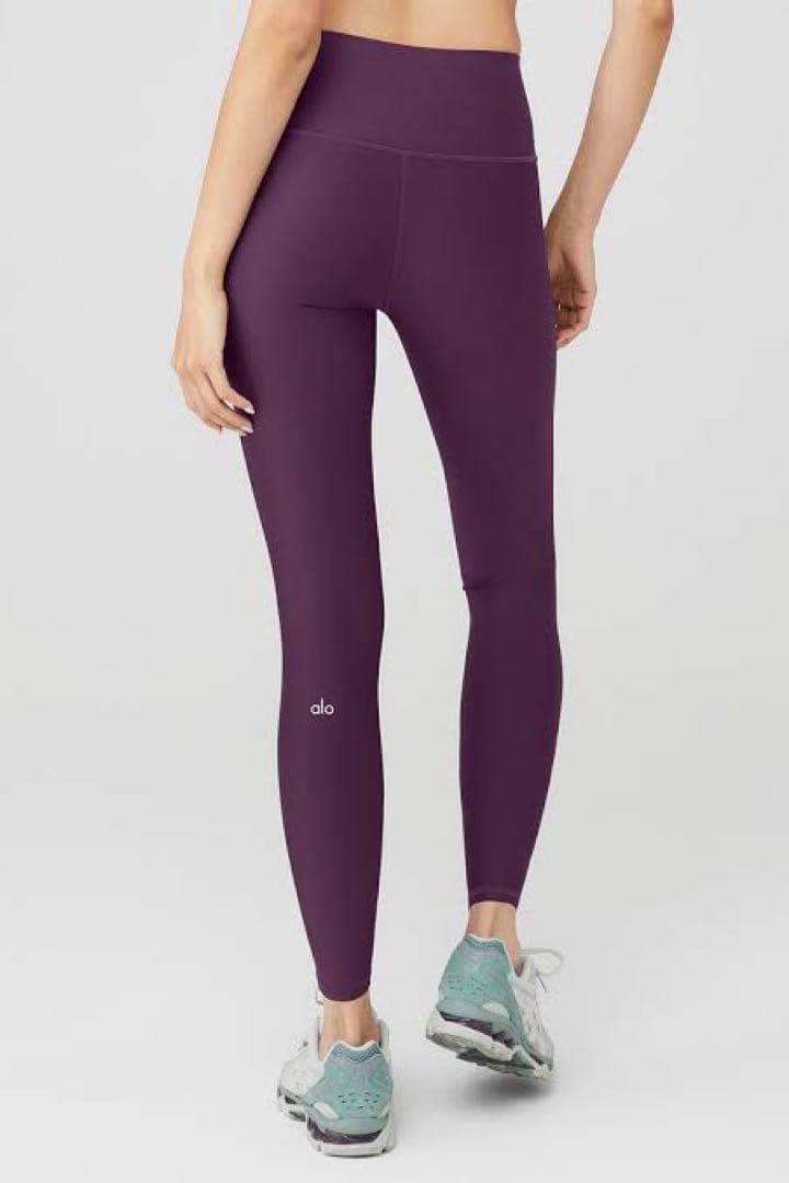 アローヨガ　High-Waist Airlift Dark Plum