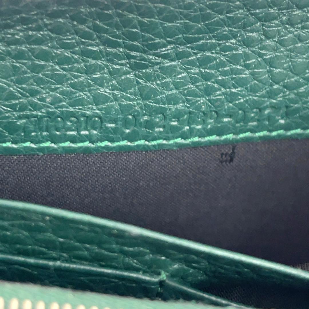 【新春特別価格】FENDI フェンディ セレリア レザー 長財布 ラウンドジップ